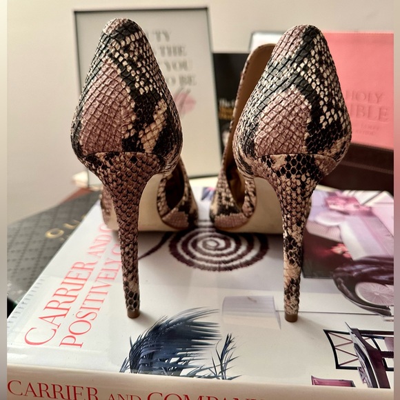 Steve Madden Dolly Snake Print 4” Pumps, Size 8 - Picture 6 of 9